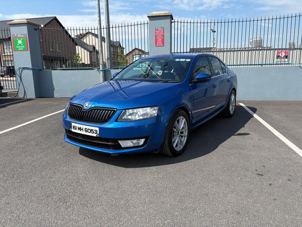 Skoda Octavia Hatchback, Diesel, 2016, Blue