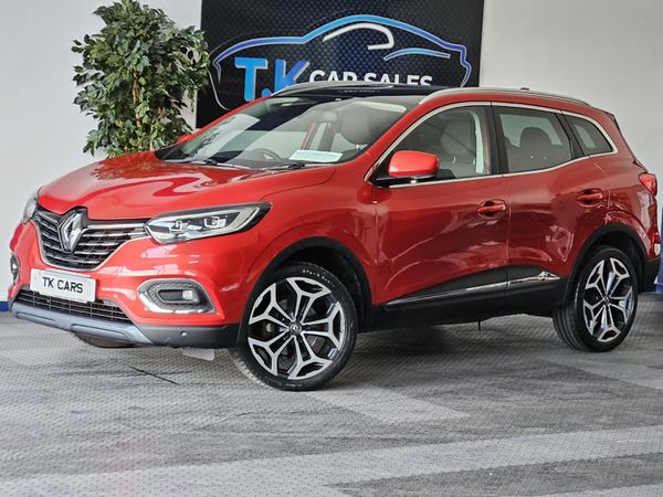 Renault Kadjar SUV, Petrol, 2019, Red