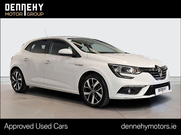 Renault Megane Hatchback, Petrol, 2019, White