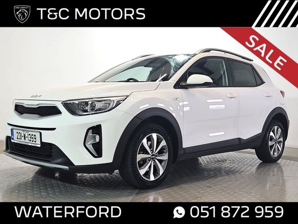 Kia Stonic SUV, Petrol, 2023, White