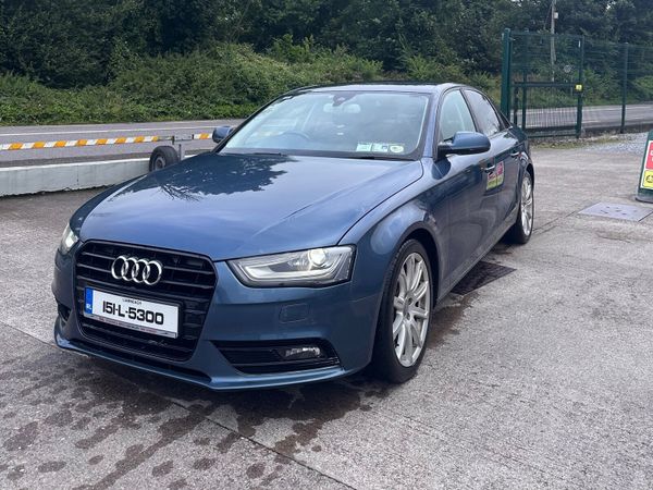 Audi A4 Saloon, Diesel, 2015, Blue