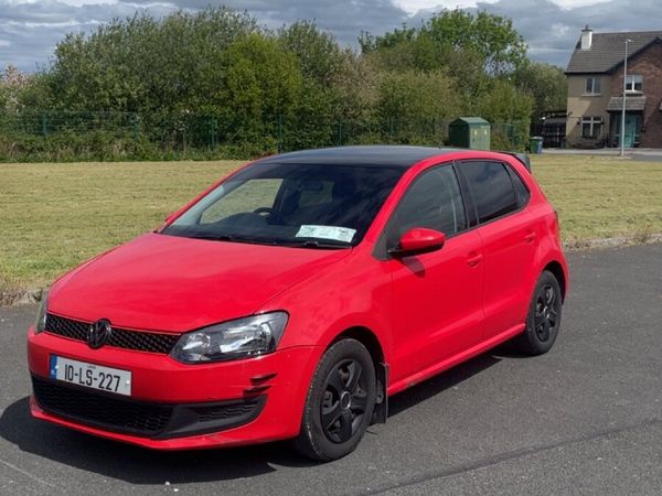Volkswagen Polo Hatchback, Petrol, 2010, Red