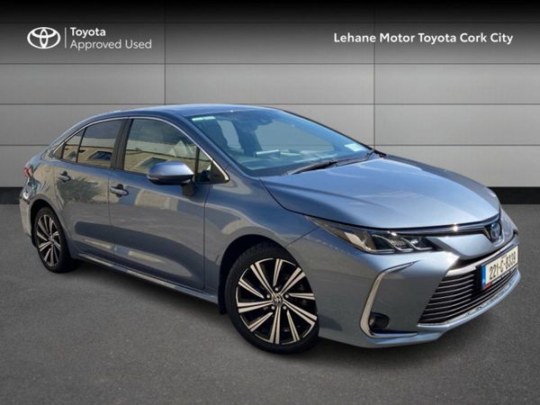 Toyota Corolla Saloon, Hybrid, 2022, Grey