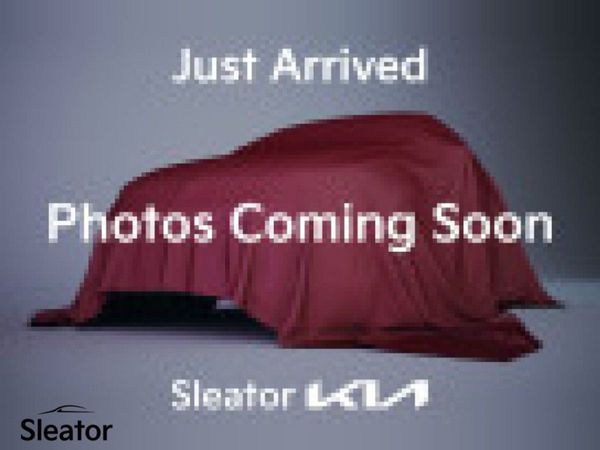 Kia Sportage MPV, Diesel, 2022, White
