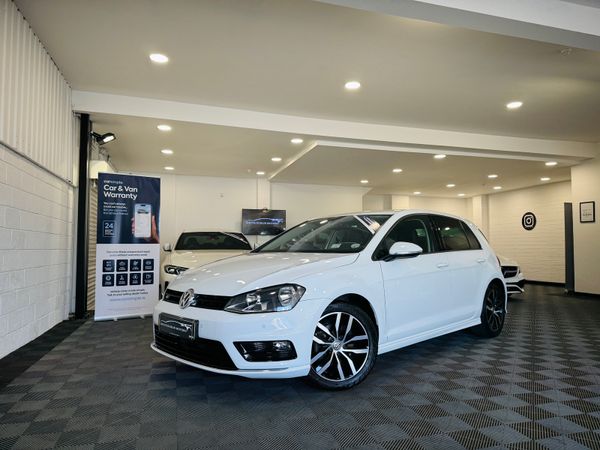Volkswagen Golf Hatchback, Petrol, 2016, White