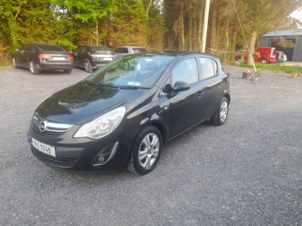 Opel Corsa Hatchback, Petrol, 2011, Black