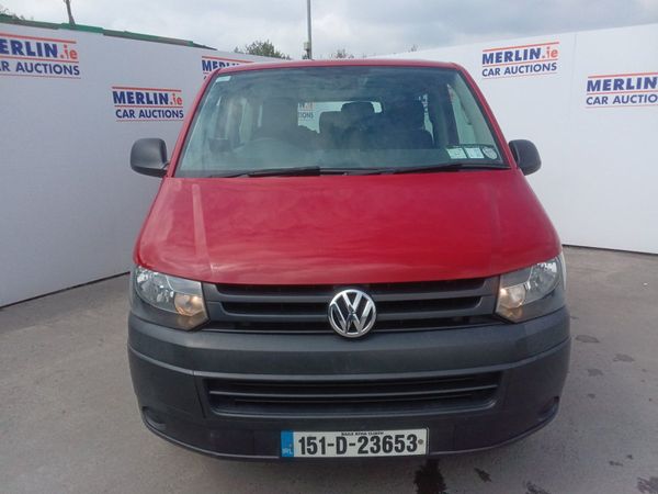 Volkswagen Shuttle MPV, Diesel, 2015, Red