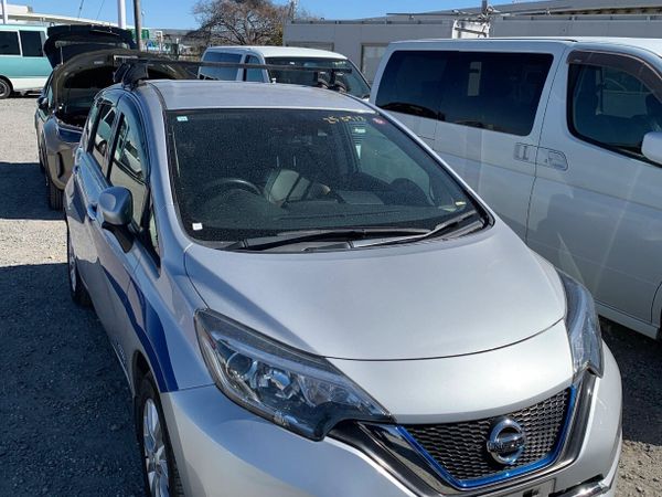 Nissan Note Hatchback, Hybrid, 2016, Silver