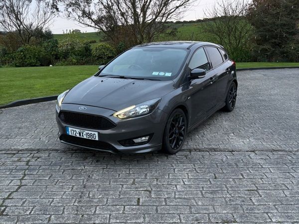 Ford Focus Hatchback, Diesel, 2017, Grey