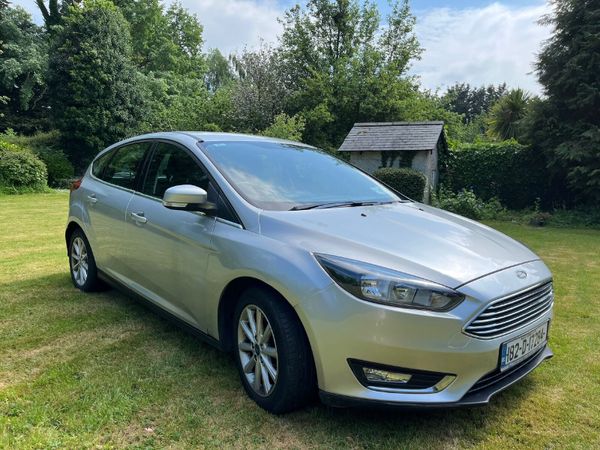 Ford Focus Hatchback, Petrol, 2018, Grey