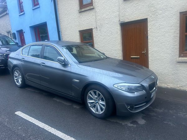 BMW 5-Series Saloon, Diesel, 2011, Grey