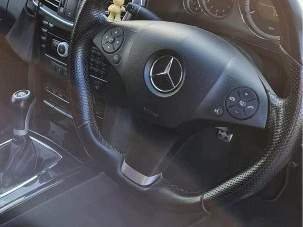 Mercedes-Benz E-Class Saloon, Diesel, 2010, Black