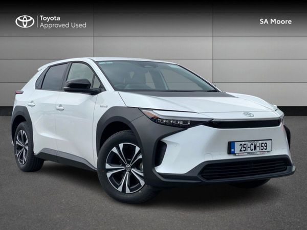 Toyota bZ4X Estate, Electric, 2025, White
