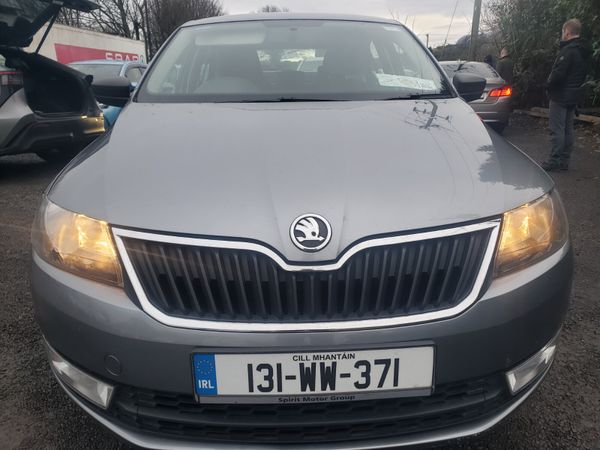 Skoda Rapid Saloon, Petrol, 2013, Grey