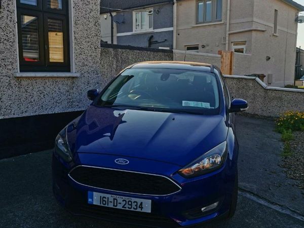 Ford Focus Hatchback, Petrol, 2016, Blue