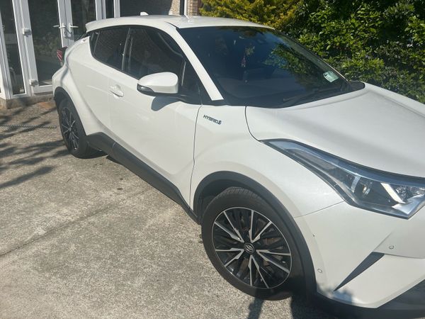 Toyota C-HR Hatchback, Petrol Hybrid, 2018, White