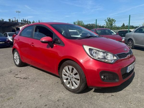 Kia Rio Hatchback, Diesel, 2013, Red