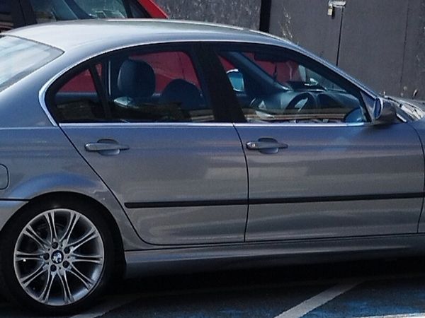 BMW 3-Series Saloon, Petrol, 2004, Grey