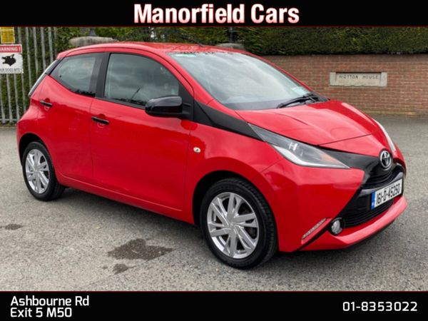 Toyota Aygo Hatchback, Petrol, 2016, Red