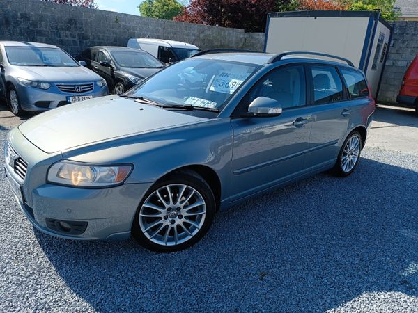 Volvo V50 Estate, Diesel, 2010, Blue