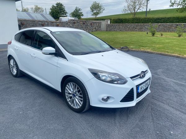 Ford Focus Hatchback, Diesel, 2014, White
