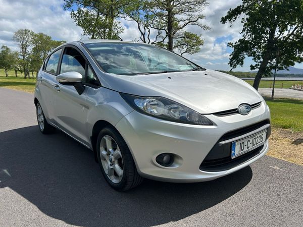 Ford Fiesta Hatchback, Diesel, 2010, Silver