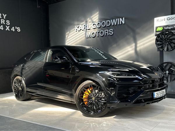 Lamborghini Urus SUV, Petrol Plug-in Hybrid, 2025, Black