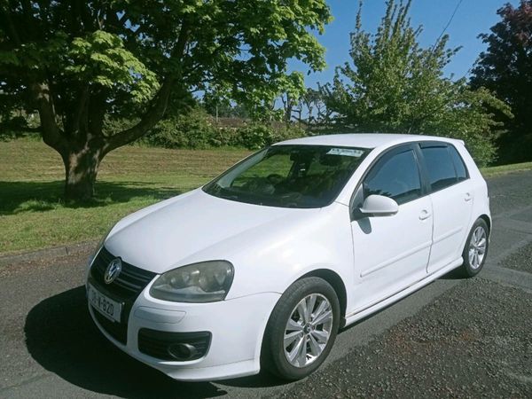 Volkswagen Golf Hatchback, Petrol, 2008, White