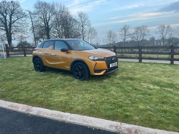 DS Automobiles DS 3 Hatchback, Petrol, 2020, Gold