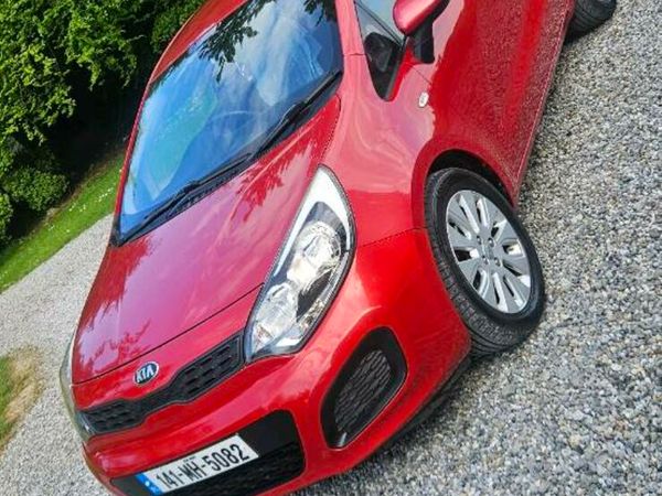 Kia Rio Hatchback, Petrol, 2014, Red