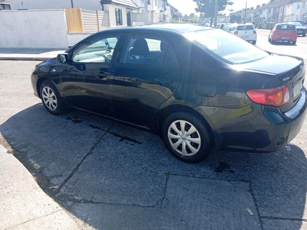 Toyota Corolla Saloon, Diesel, 2010, Black