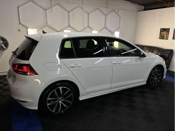 Volkswagen Golf Estate, Diesel, 2015, White