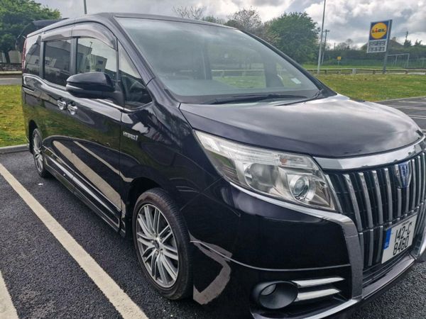 Toyota Noah Estate, Petrol, 2014, Black