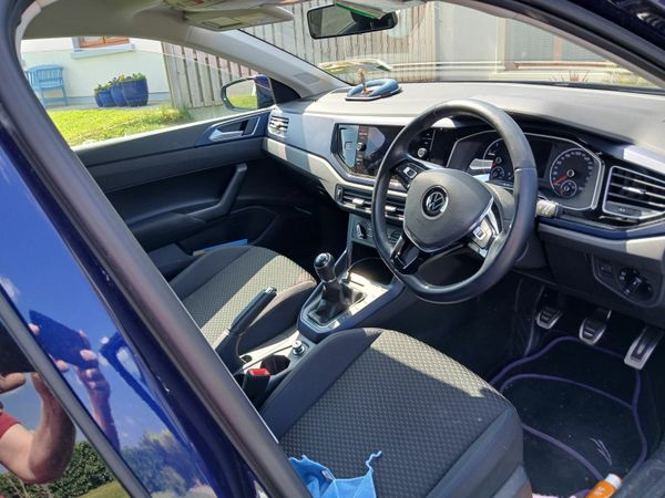 Volkswagen Polo Hatchback, Petrol, 2021, Blue