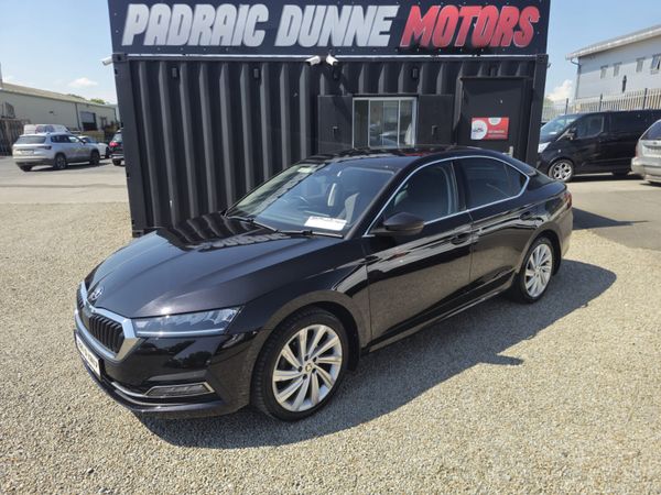 Skoda Octavia Saloon, Diesel, 2022, Black