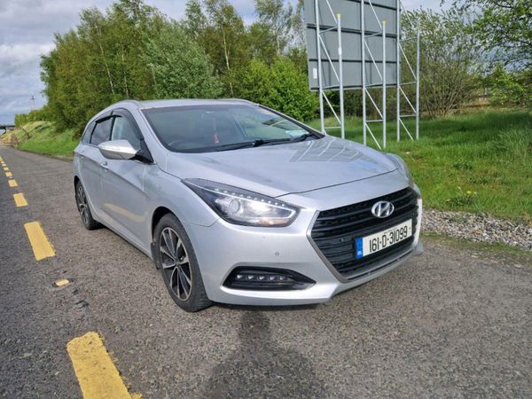 Hyundai i40 Estate/Jeep, Diesel, 2016, Silver