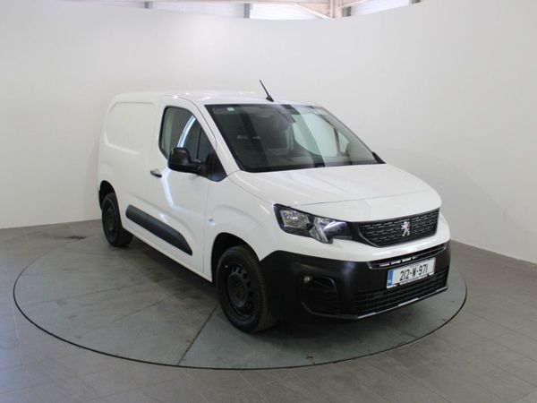 Peugeot Partner MPV, Diesel, 2021, White