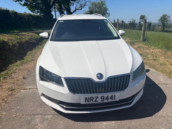 Skoda Superb Estate, Diesel, 2018, White