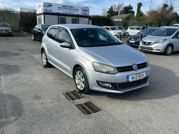 Volkswagen Polo Hatchback, Petrol, 2014, Silver