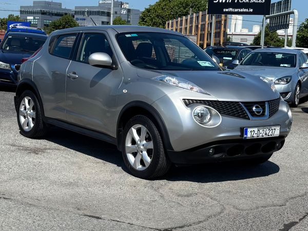 Nissan Juke SUV, Petrol, 2012, Silver