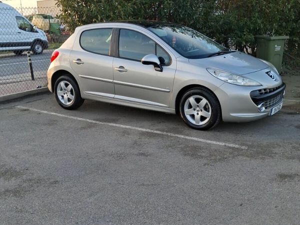 Peugeot 207 Hatchback, Petrol, 2008, Silver