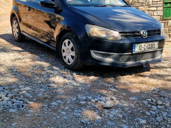 Volkswagen Polo Hatchback, Petrol, 2010, Black