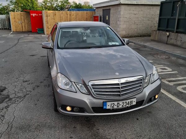 Mercedes-Benz E-Class Saloon, Diesel, 2012, Silver