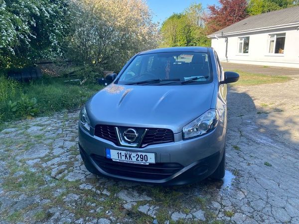 Nissan Qashqai Hatchback, Petrol, 2011, Blue
