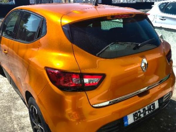 Renault Clio Hatchback, Petrol, 2019, Grey