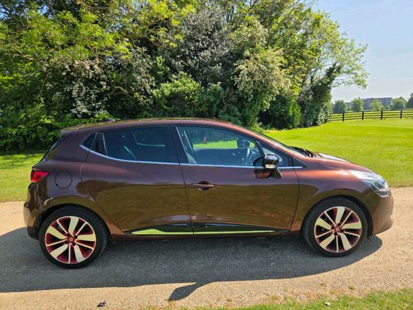 Renault Clio Hatchback, Petrol, 2016, Brown