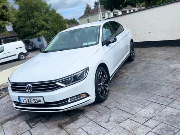 Volkswagen Passat Saloon, Diesel, 2017, White