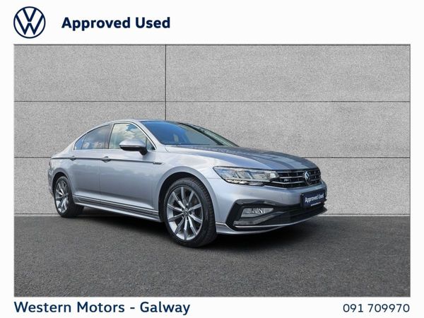 Volkswagen Passat Saloon, Diesel, 2021, Silver