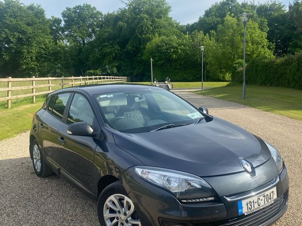 Renault Megane Hatchback, Diesel, 2013, Grey