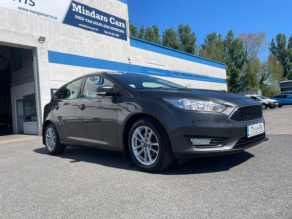 Ford Focus Hatchback, Diesel, 2017, Grey